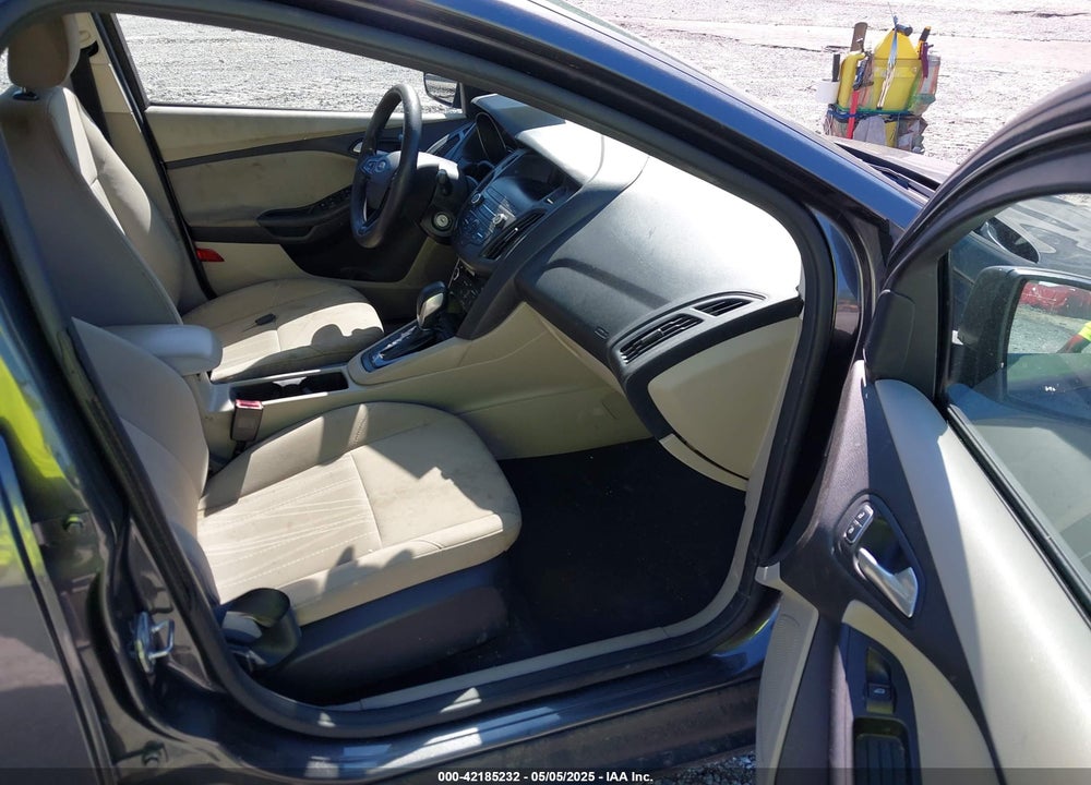 2018 FORD FOCUS VIN: 1FADP3FE1JL238012