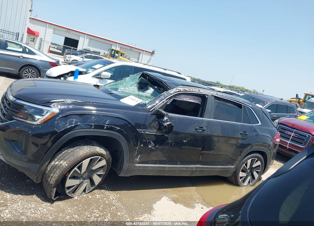2024 VOLKSWAGEN ATLAS CROSS SPORT 2.0T SEL VIN: 1V2BE2CA3RC233021