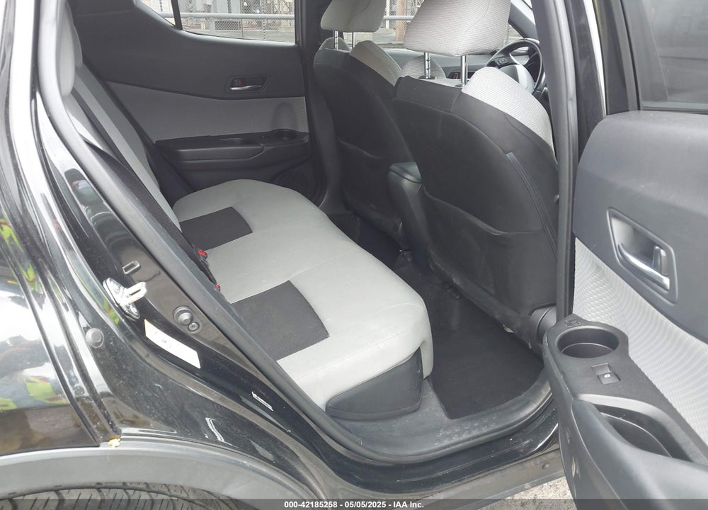 2019 TOYOTA C-HR XLE VIN: JTNKHMBX3K1038981