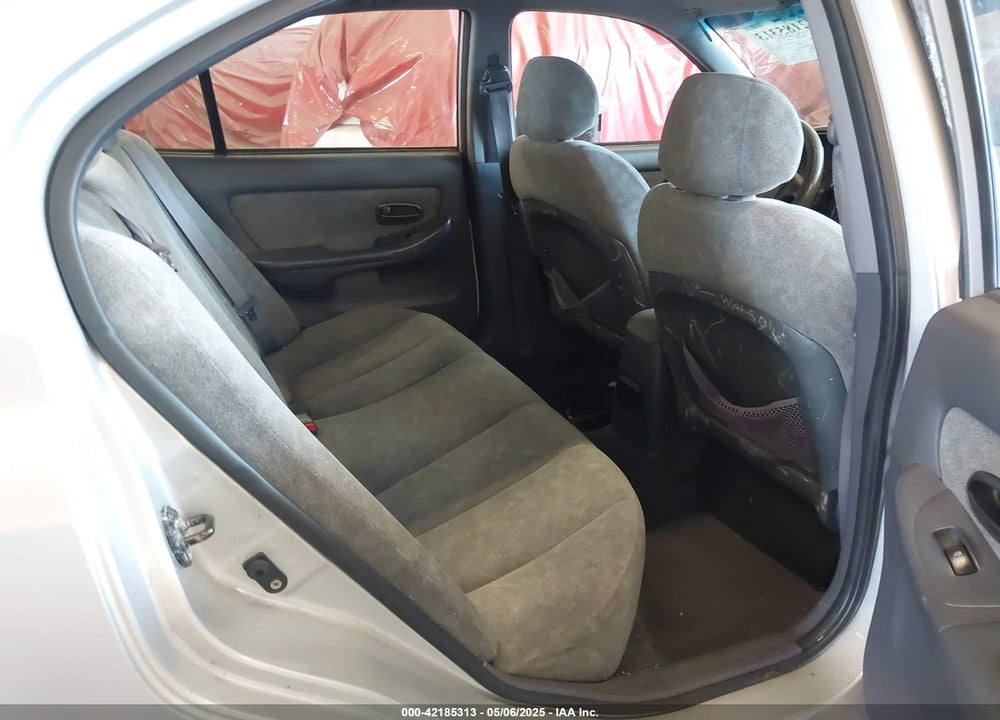 2003 HYUNDAI ELANTRA GLS/GT VIN: KMHDN45D93U605049