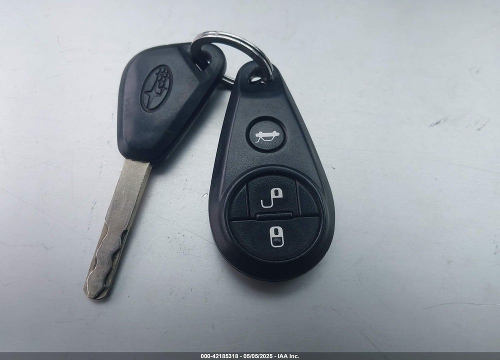 2011 SUBARU IMPREZA VIN: JF1GV7F6XBG512627