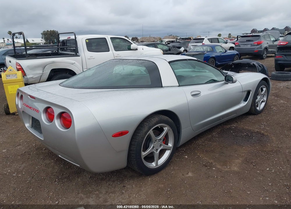 2001 CHEVROLET CORVETTE VIN: 1G1YY22G715126239