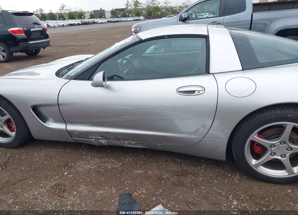 2001 CHEVROLET CORVETTE VIN: 1G1YY22G715126239