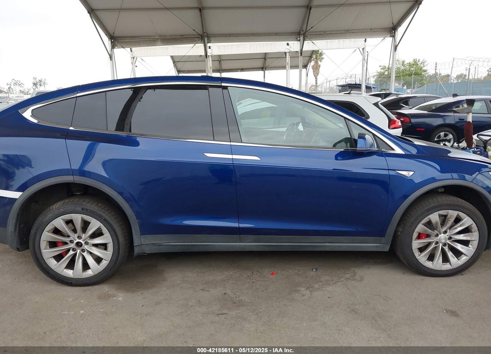 2016 TESLA MODEL X VIN: 5YJXCAE40GFS00119