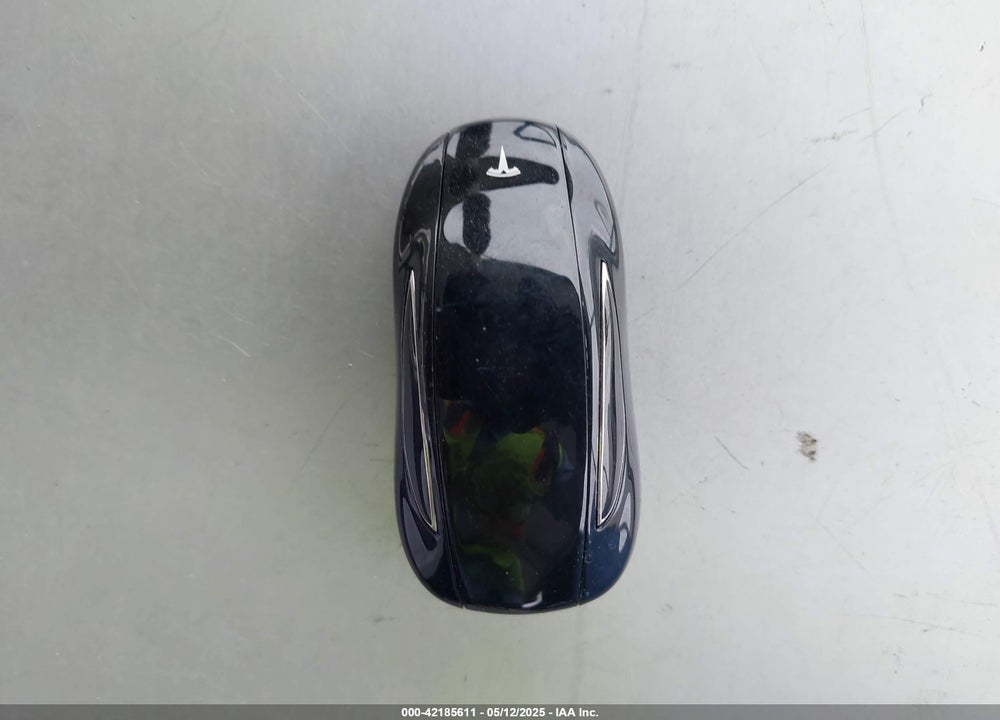 2016 TESLA MODEL X VIN: 5YJXCAE40GFS00119