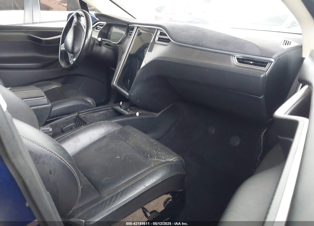 2016 TESLA MODEL X VIN: 5YJXCAE40GFS00119
