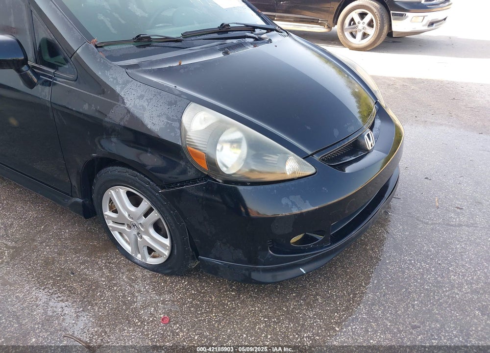 2008 SPORT HONDA FIT VIN: JHMGD37668S010772