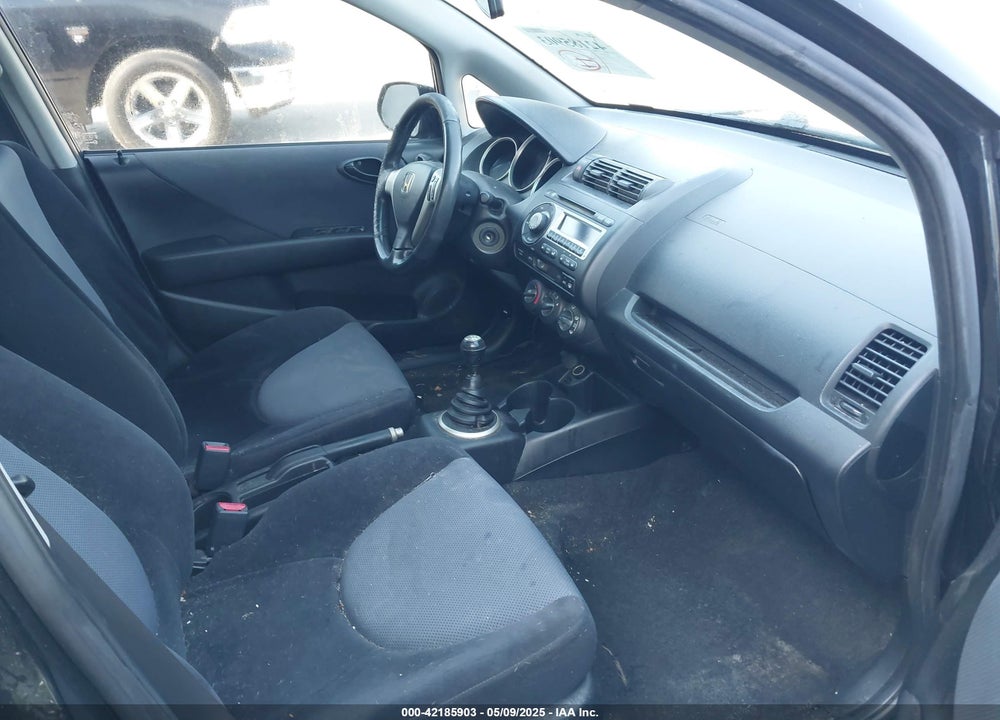 2008 SPORT HONDA FIT VIN: JHMGD37668S010772
