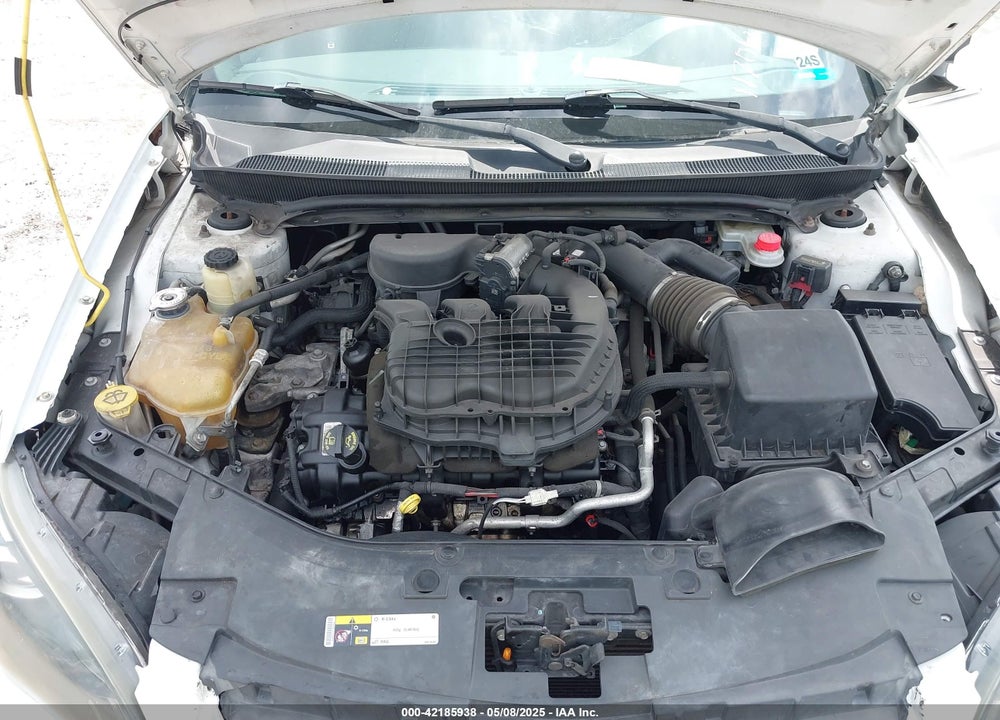 2014 CHRYSLER 200 TOURING VIN: 1C3CCBBG1EN117062