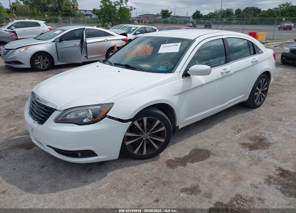 2014 CHRYSLER 200 TOURING VIN: 1C3CCBBG1EN117062