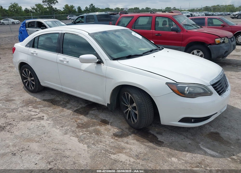 2014 CHRYSLER 200 TOURING VIN: 1C3CCBBG1EN117062
