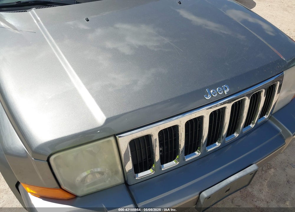 2007 JEEP COMMANDER SPORT VIN: 1J8HG48P87C647870