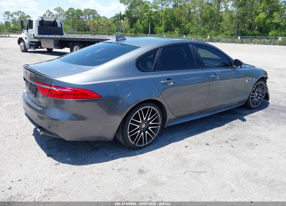 2016 JAGUAR XF VIN: SAJBF4BV3GCY00437