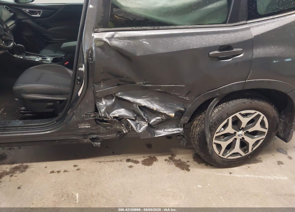 2020 SUBARU FORESTER VIN: JF2SKAJC5LH559942