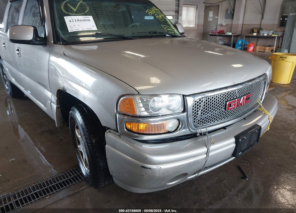 2005 GMC YUKON XL 1500 VIN: 1GKFK66U45J226159