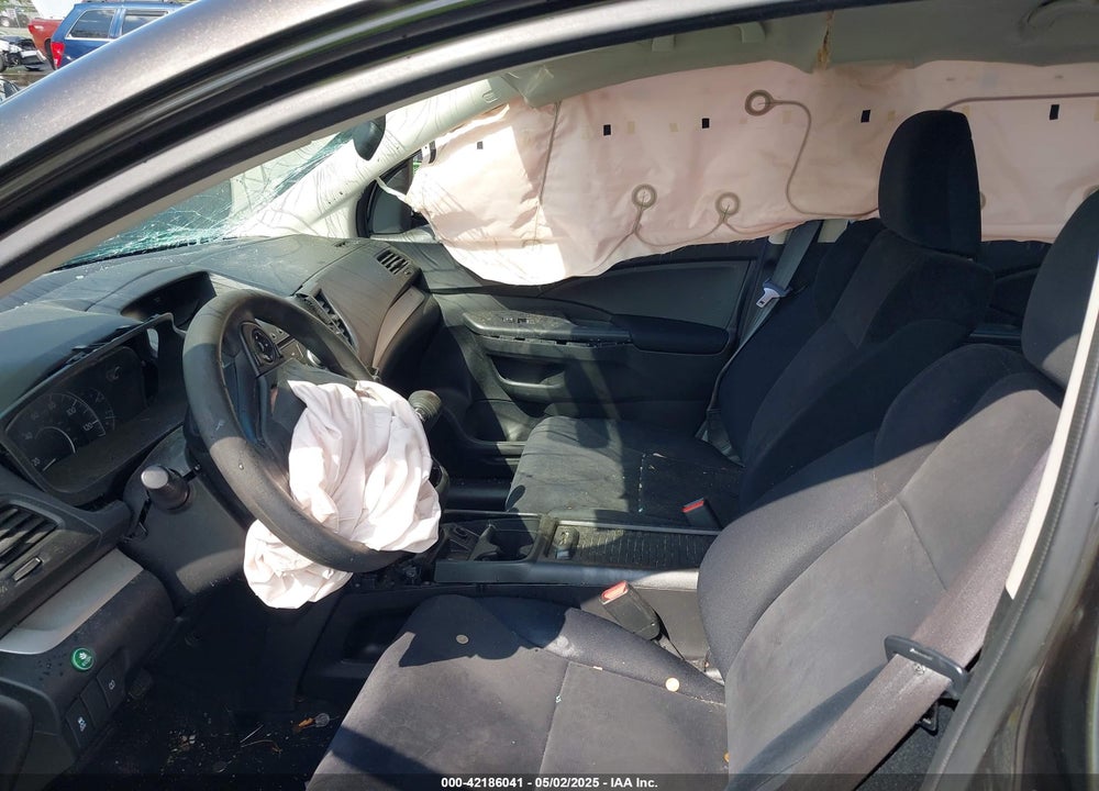 2014 HONDA CR-V LX VIN: 2HKRM4H34EH654611