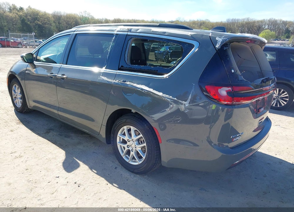 2022 CHRYSLER PACIFICA TOURING L VIN: 2C4RC1BG7NR152112