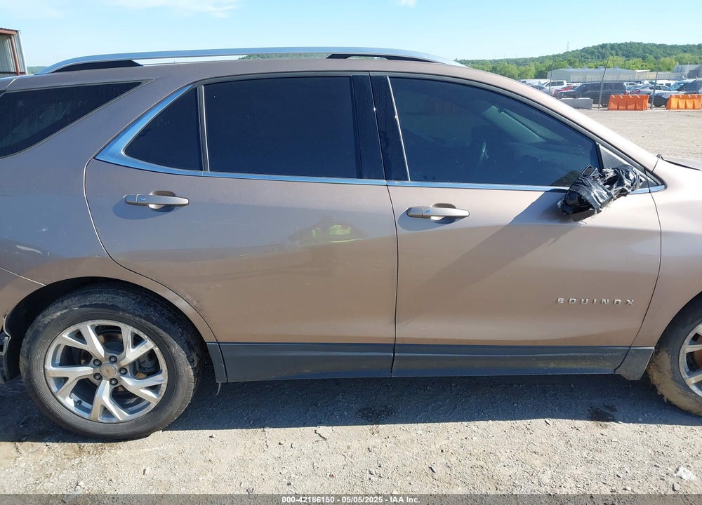 2018 CHEVROLET EQUINOX VIN: 2GNAXTEX1J6236258