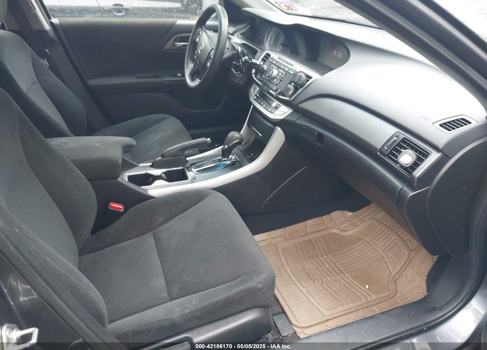 2013 HONDA ACCORD LX VIN: 1HGCR2F35DA175717