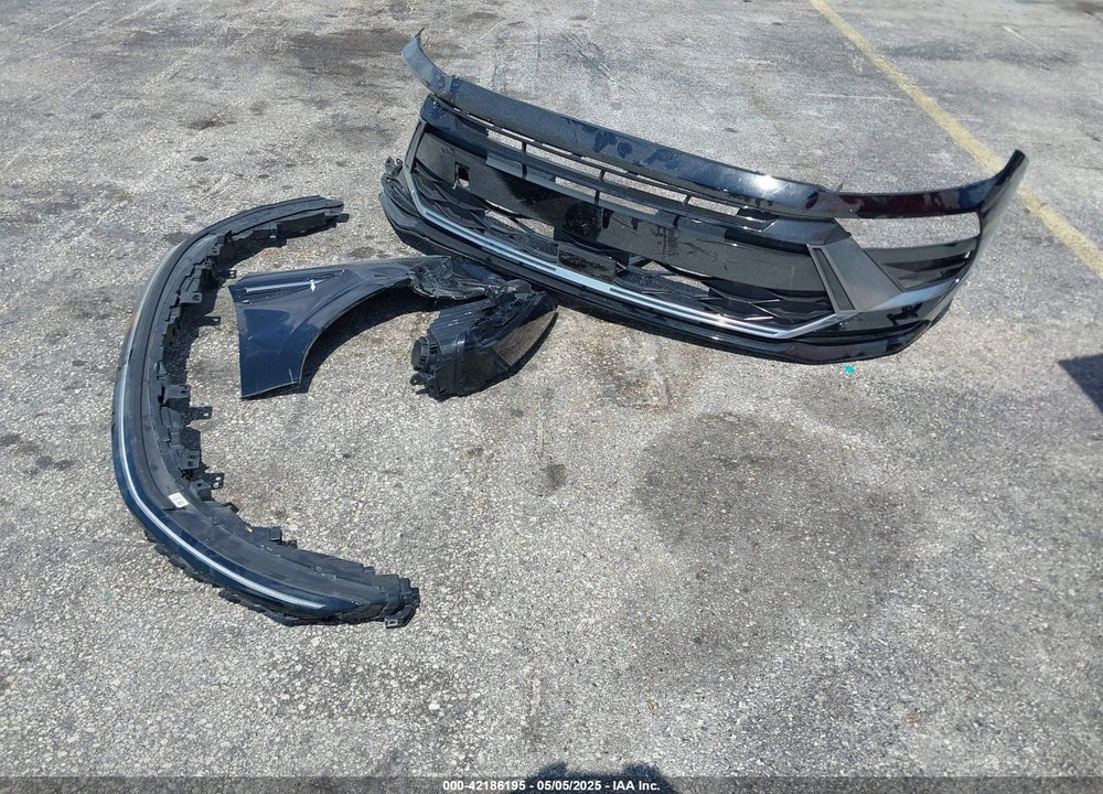 2025 HYUNDAI SONATA VIN: KMHL64JA1SA428968