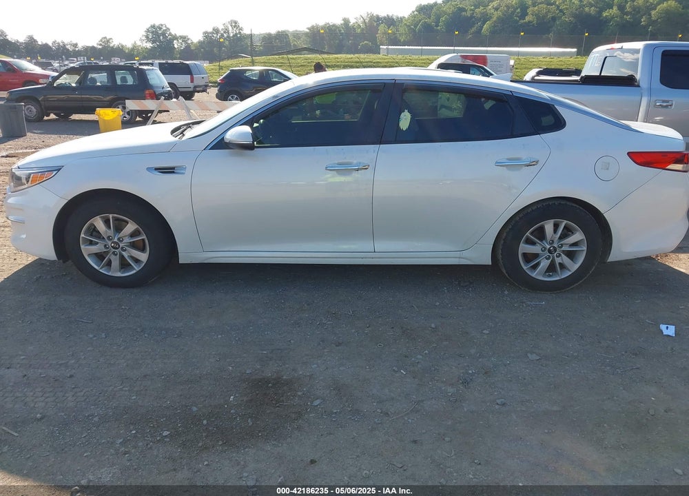 2017 KIA OPTIMA LX VIN: KNAGT4L37H5146068