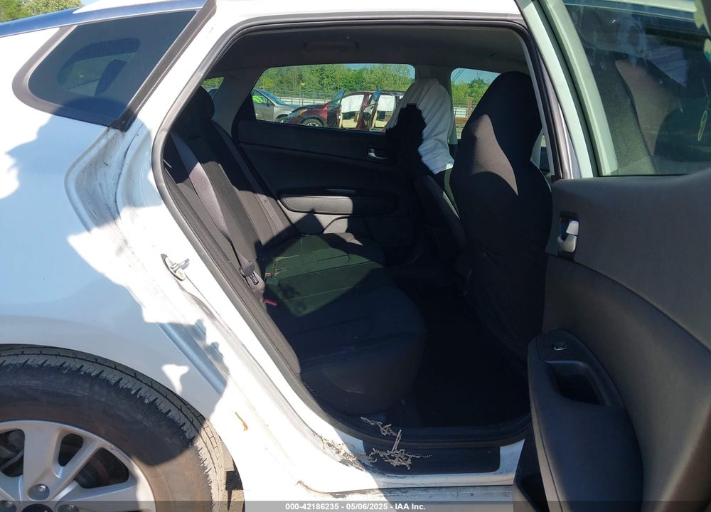 2017 KIA OPTIMA LX VIN: KNAGT4L37H5146068
