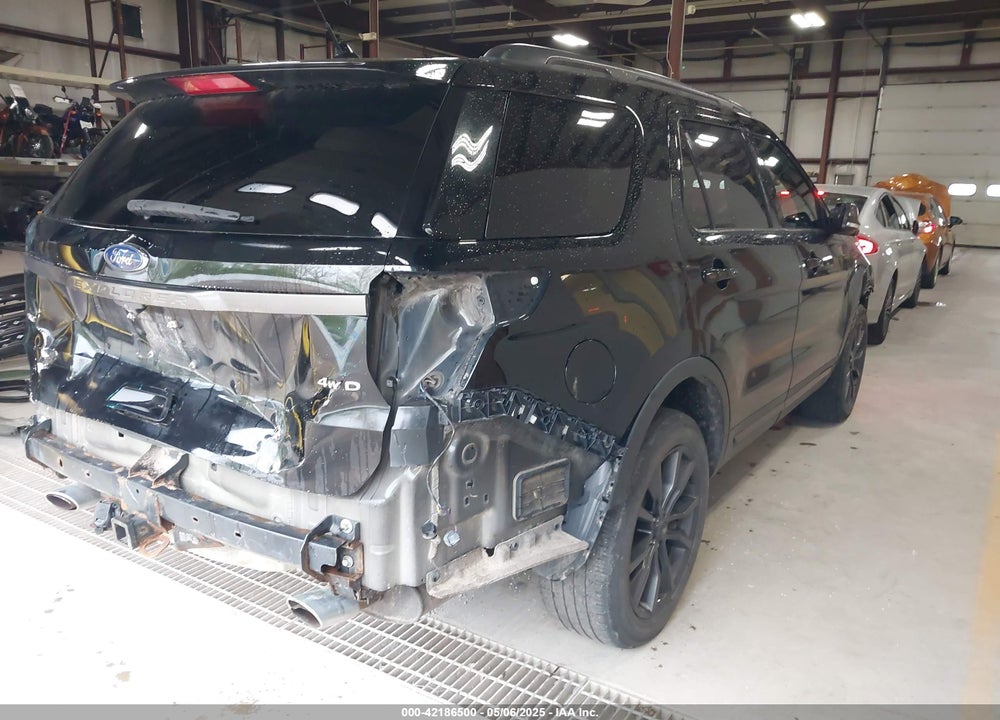 2018 FORD EXPLORER XLT VIN: 1FM5K8D89JGC40408