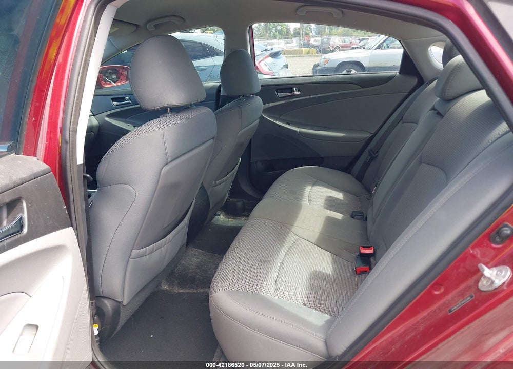 2014 HYUNDAI SONATA GLS VIN: 5NPEB4AC3EH876541
