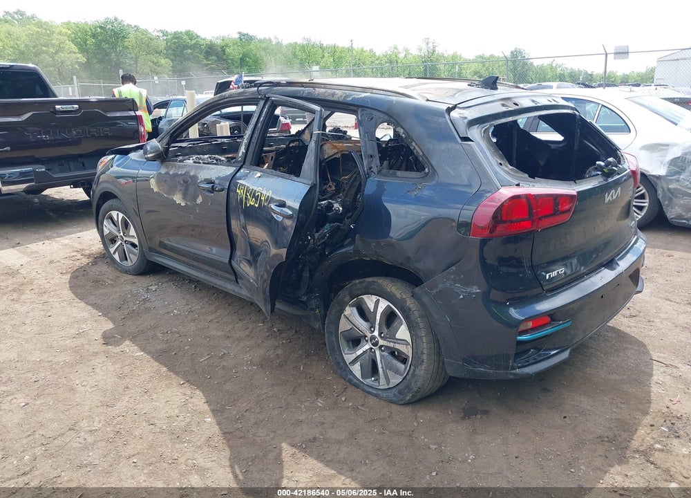 2022 KIA NIRO EV VIN: KNDCC3LG0N5132149