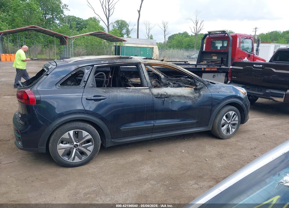 2022 KIA NIRO EV VIN: KNDCC3LG0N5132149