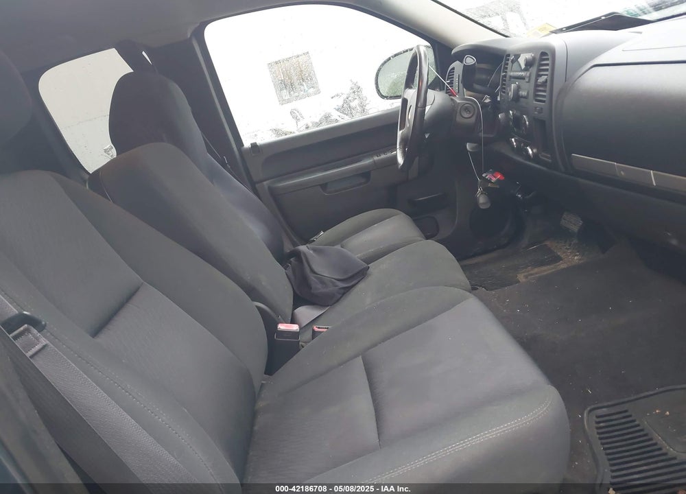 2013 CHEVROLET SILVERADO 1500 LT VIN: 1GCRKSE73DZ118760