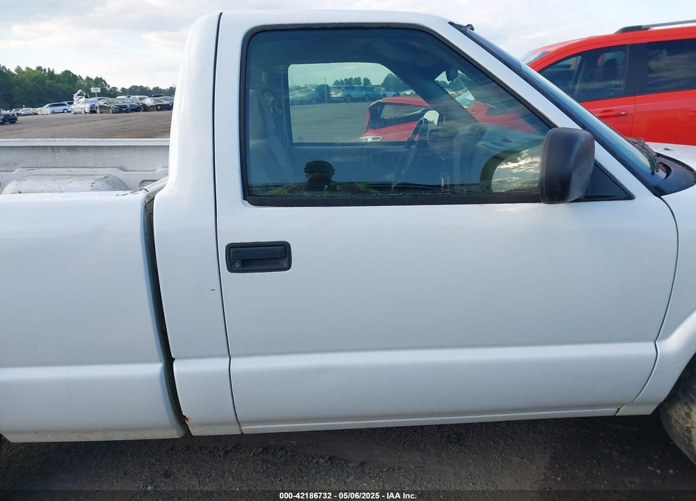 2003 CHEVROLET S-10 VIN: 1GCCS14H138265190