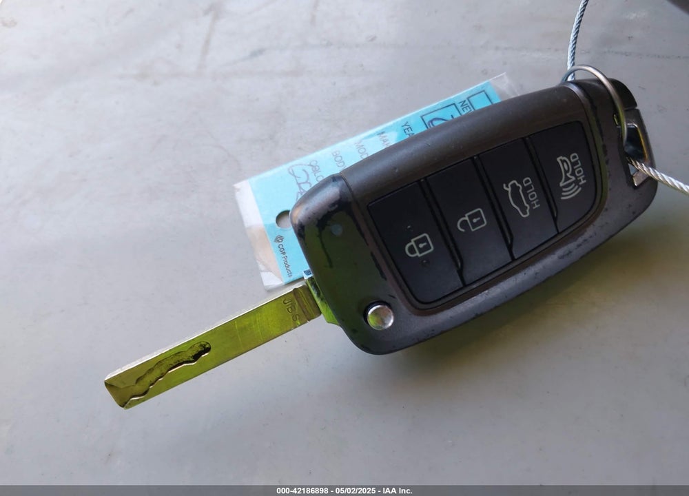 2022 HYUNDAI ELANTRA VIN: 5NPLL4AG4NH053298