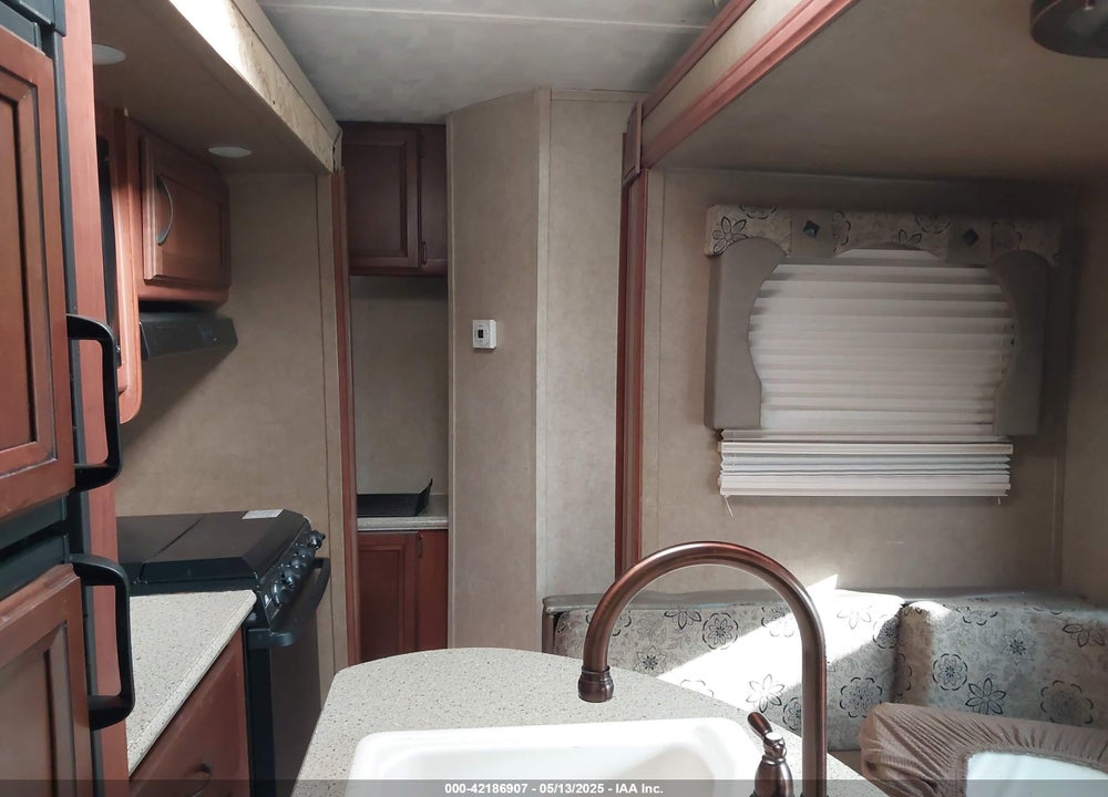 2015 PALOMINO OTHER VIN: 4X4TPUH21FP052317