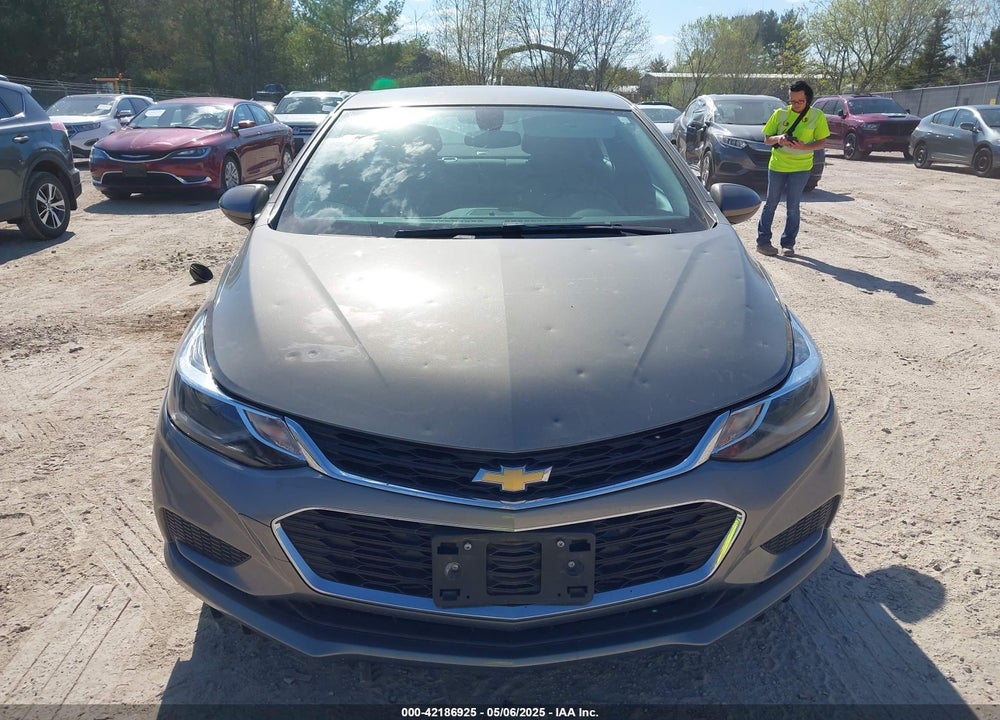 2017 CHEVROLET CRUZE VIN: 1G1BE5SM5H7206191
