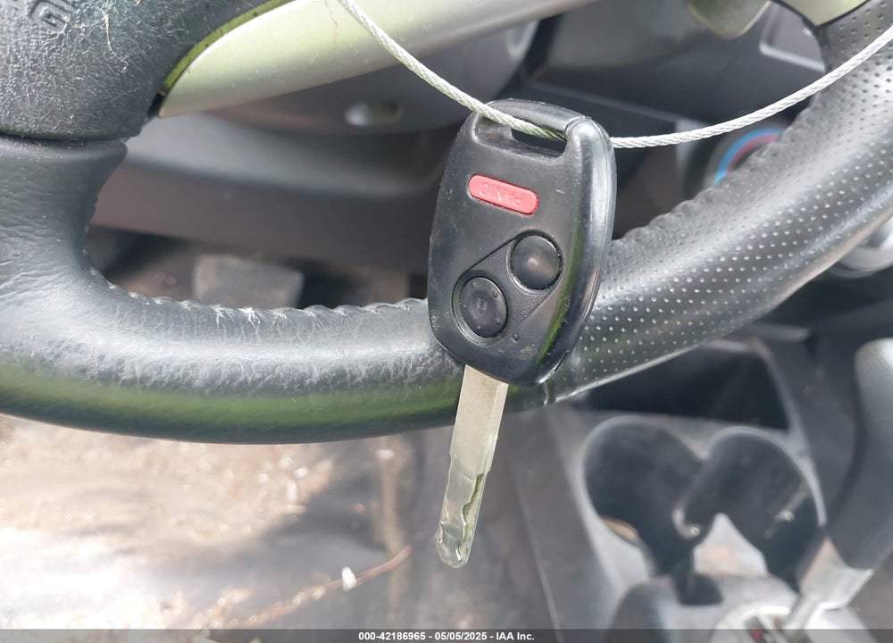 2007 HONDA FIT VIN: JHMGD38687S052082