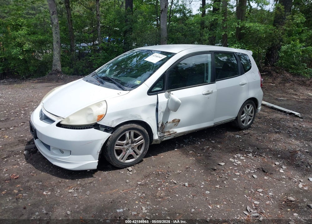 2007 HONDA FIT VIN: JHMGD38687S052082