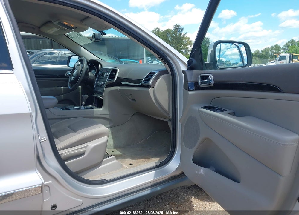 2013 JEEP GRAND CHEROKEE LAREDO VIN: 1C4RJEAG1DC519219