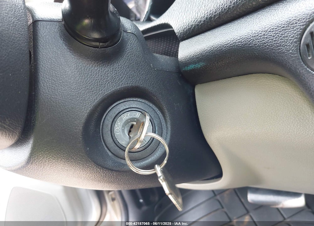 2013 KIA FORTE VIN: KNAFT4A29D5724932