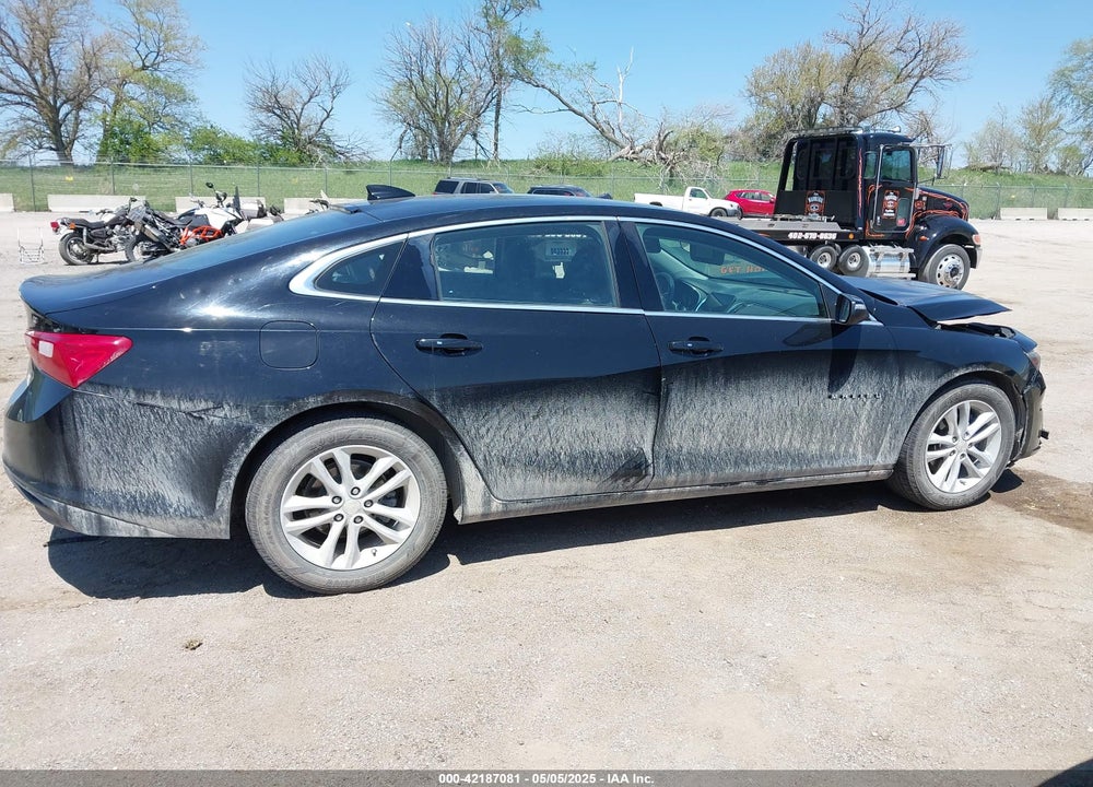 2018 CHEVROLET MALIBU VIN: 1G1ZD5ST9JF161583