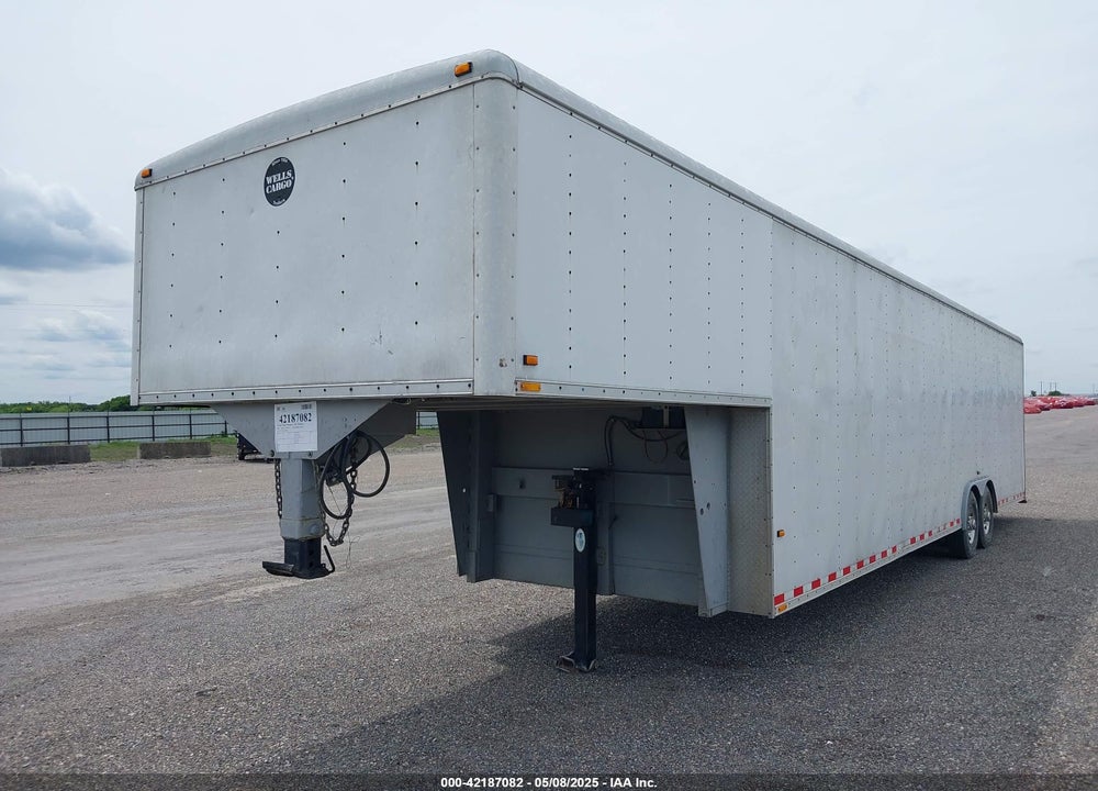 2003 WELLS CARGO --- VIN: 1WC200R2337009281