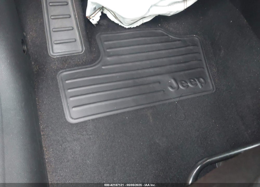 2018 JEEP RENEGADE VIN: ZACCJABB5JPJ62214