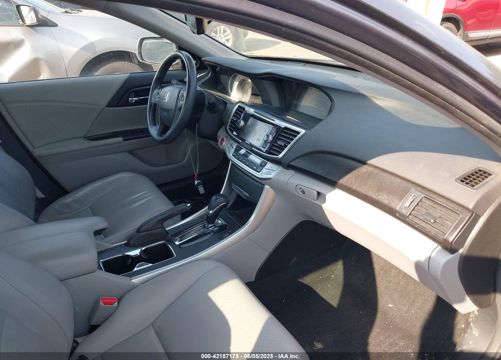 2015 HONDA ACCORD EX-L V-6 VIN: 1HGCR3F80FA033120