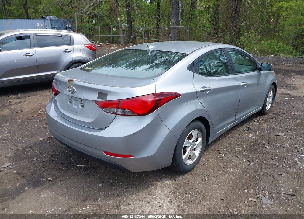 2015 HYUNDAI ELANTRA SE VIN: 5NPDH4AE3FH566919