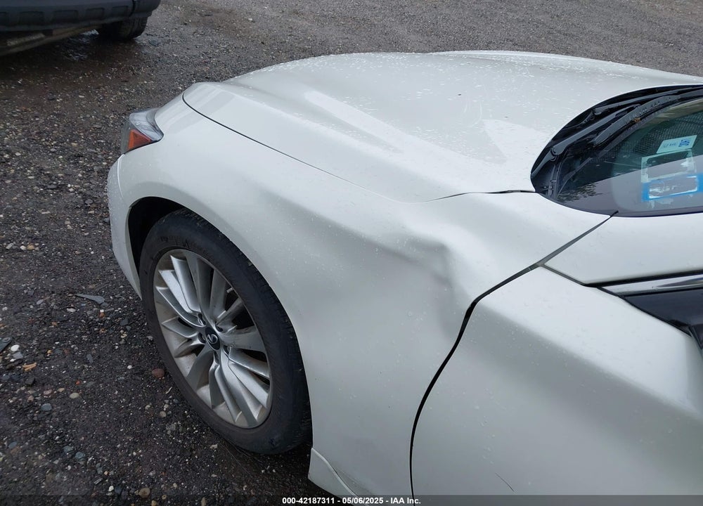 2021 INFINITI Q50 LUXE AWD VIN: JN1EV7BR9MM754382