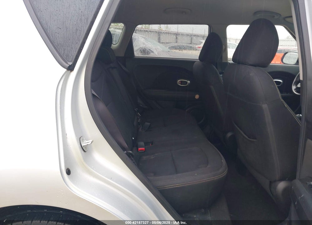 2015 KIA SOUL VIN: KNDJP3A50F7770369