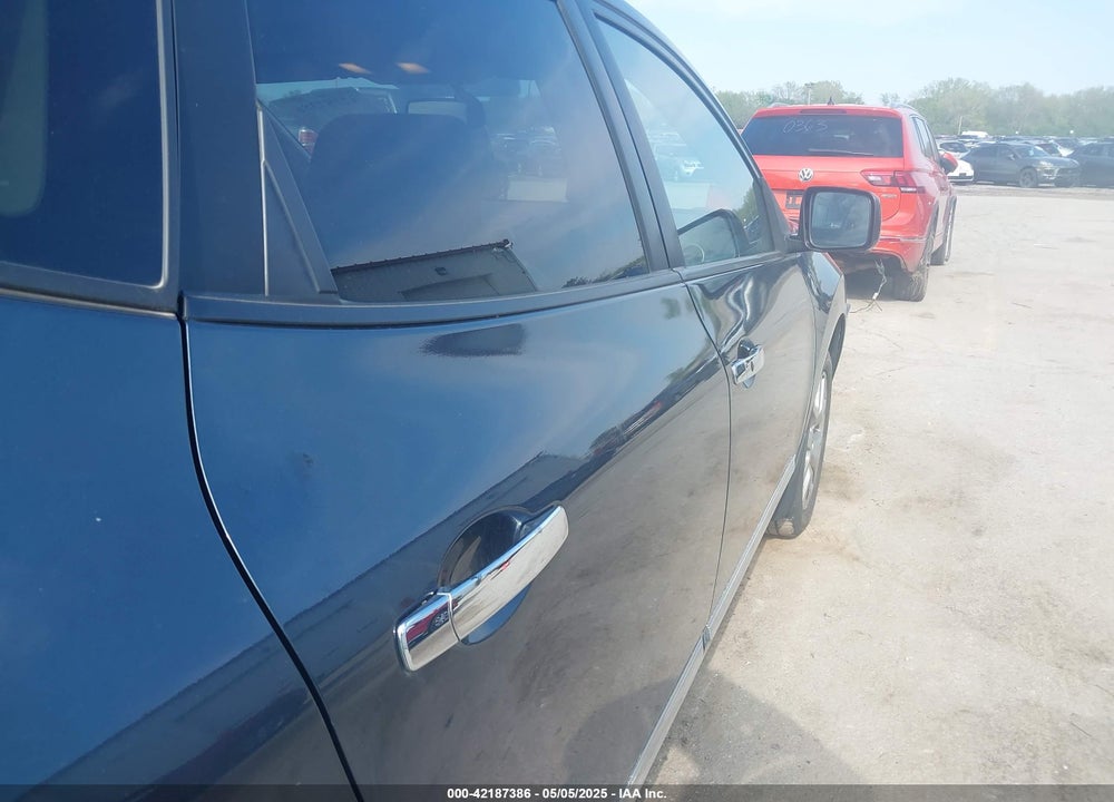 2013 NISSAN ROGUE SV W/SL PKG VIN: JN8AS5MV4DW612825