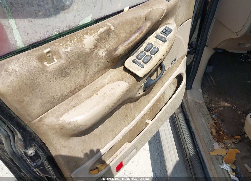 2002 FORD EXPEDITION EDDIE BAUER VIN: 1FMEU17W32LA67991