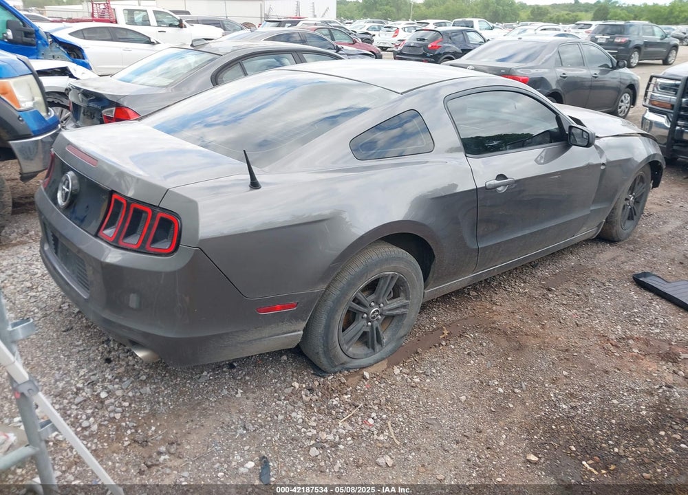 2014 FORD MUSTANG V6 VIN: 1ZVBP8AM7E5287185