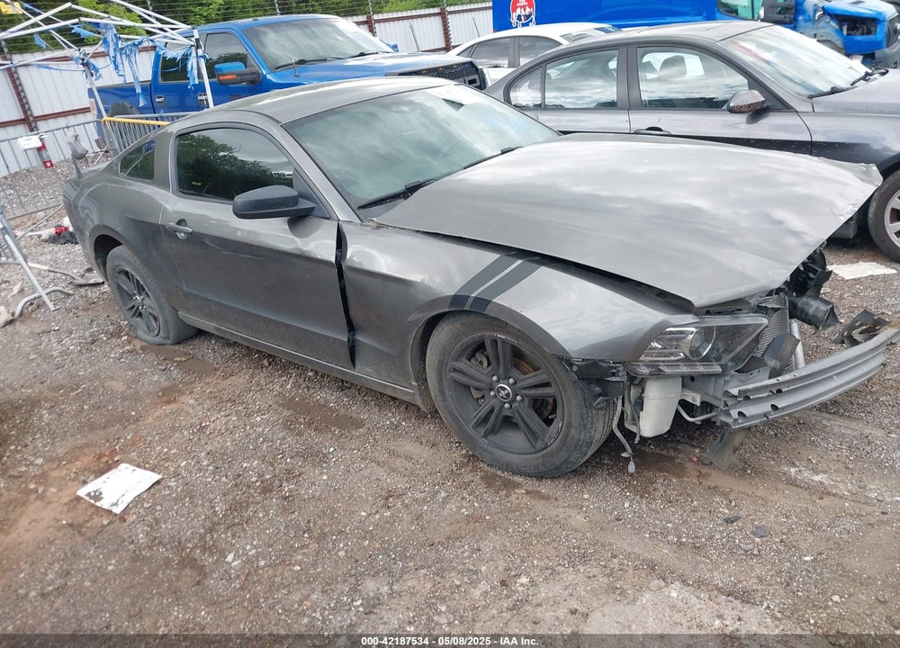 2014 FORD MUSTANG V6 VIN: 1ZVBP8AM7E5287185